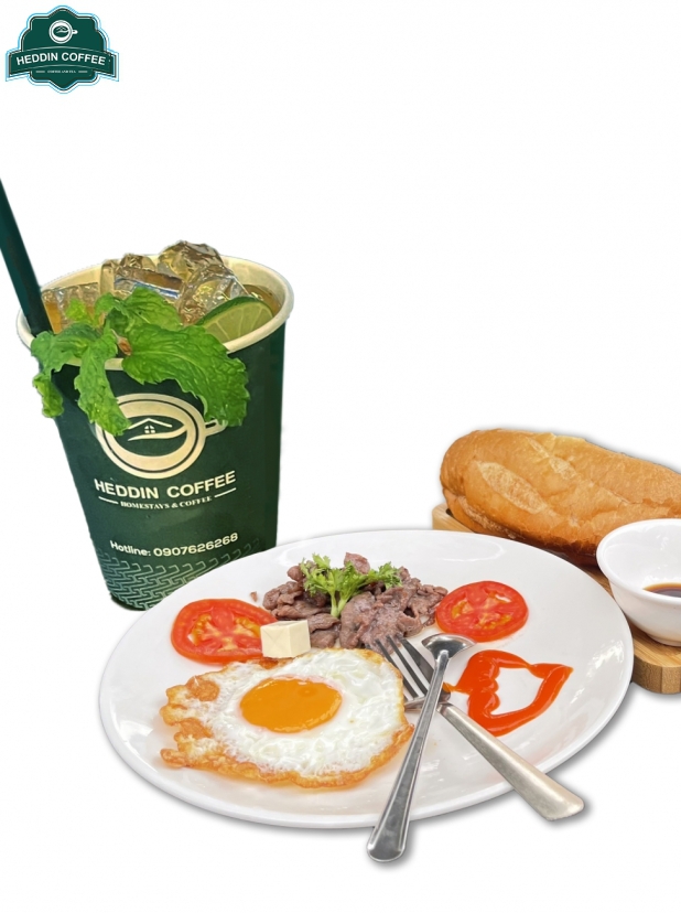 Combo bánh mì ốp la & trà lipton chanh